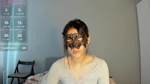 Snapshot of helenblazetrt chatting on June 7, 2026, 2:05 am Hi I am Helen online show from June 7, 2026, 2:05 am