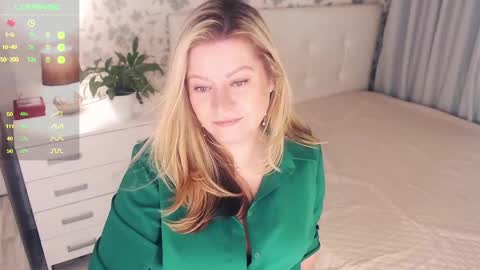 Helena Bonham online show from January 11, 2025, 4:48 am