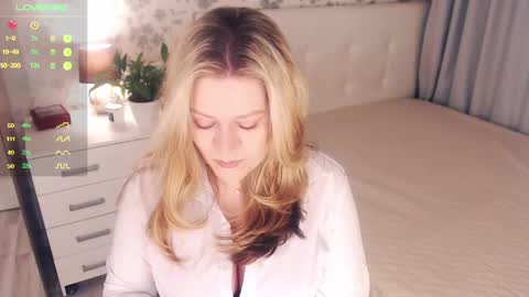 Helena Bonham online show from January 21, 2025, 4:43 am