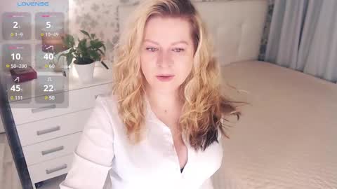 Helena Bonham online show from January 30, 2025, 5:09 am