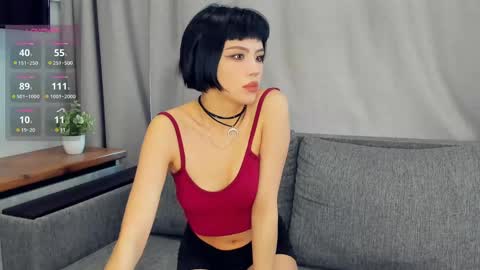 Sarah  here Help to make 100 thumbs up  online show from March 9, 2025, 3:22 am