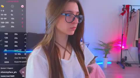   online show from March 12, 2025, 9:55 am