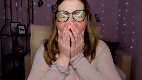 Helen online show from January 31, 2025, 8:22 am