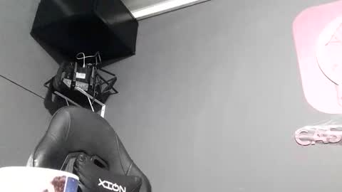 Eros online show from October 21, 2025, 9:32 am