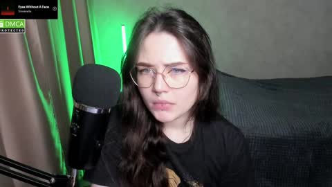 Red online show from February 3, 2025, 7:21 pm