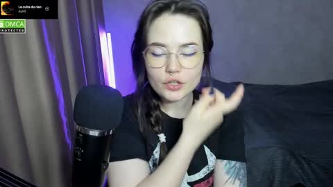 Red online show from February 18, 2025, 7:09 pm