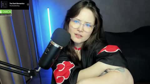 Red online show from September 28, 2025, 6:46 pm