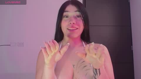 Luna online show from September 15, 2025, 6:41 pm