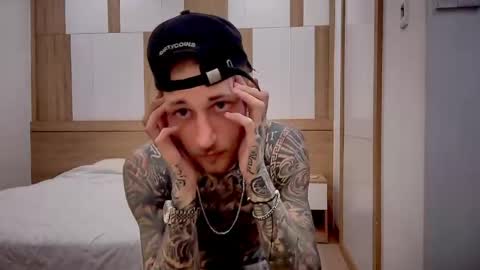 hellacozy online show from April 29, 2026, 10:05 pm