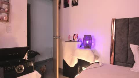 helldy_666 online show from May 11, 2026, 11:02 pm