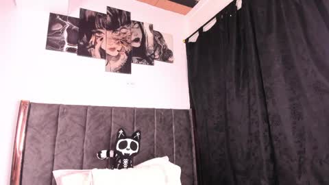 helldy_666 online show from May 17, 2026, 7:50 am