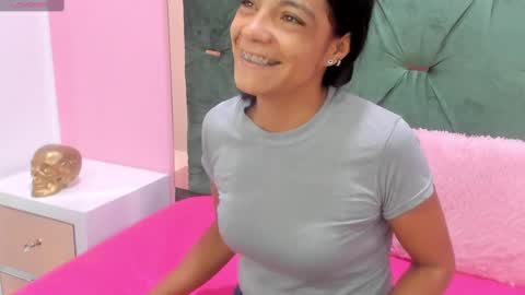 Hellen  online show from February 15, 2025, 11:39 am