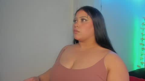 hellen__smith_ online show from April 20, 2026, 4:59 am