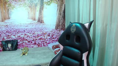 Hellen online show from December 20, 2024, 8:55 pm