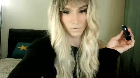 Helen Spellman online show from March 4, 2025, 10:27 pm