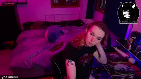 Snapshot of hellfire_girl chatting on May 27, 2026, 3:36 am Hayley online show from May 27, 2026, 3:36 am