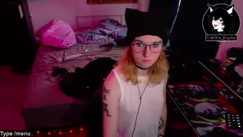 Snapshot of hellfire_girl chatting on June 4, 2026, 1:55 am Hayley online show from June 4, 2026, 1:55 am