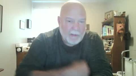 helloforfun111 online show from September 23, 2025, 12:52 pm