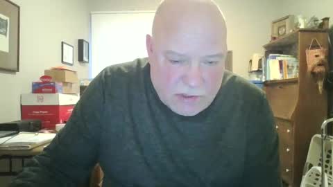 helloforfun111 online show from April 21, 2026, 11:05 am