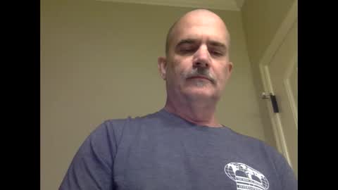 helloitsme969 online show from September 8, 2025, 4:39 pm