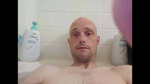 helloladysandgents online show from April 23, 2026, 6:36 am