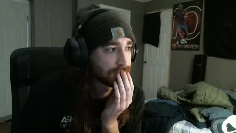 Snapshot of hellothereimcoolyo chatting on January 2, 2025, 9:28 pm longhairbeardedguy online show from January 2, 2025, 9:28 pm