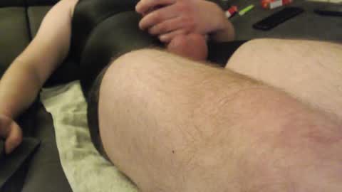 helmutggg86 online show from March 3, 2025, 5:50 pm