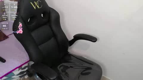 Zahira online show from October 14, 2025, 8:20 pm