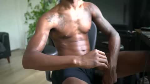 Snapshot of hendrixx89 chatting on May 20, 2026, 6:47 pm DrixxTheGod online show from May 20, 2026, 6:47 pm