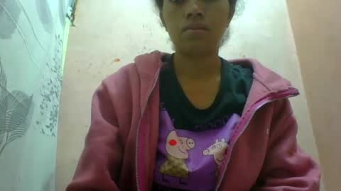 Snapshot of henitsaldy chatting on July 19, 2026, 4:16 am henitsaldy online show from July 19, 2026, 4:16 am
