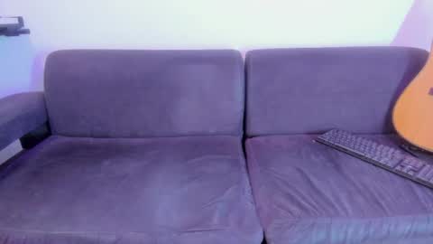 henrik_senn online show from March 28, 2026, 11:59 pm