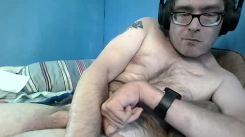 Snapshot of henry_balthazar chatting on May 2, 2026, 2:00 pm Henry Balthazar online show from May 2, 2026, 2:00 pm