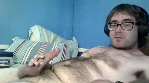 Snapshot of henry_balthazar chatting on May 14, 2026, 2:57 pm Henry Balthazar online show from May 14, 2026, 2:57 pm