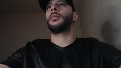 HenryAxe online show from September 25, 2025, 10:02 pm