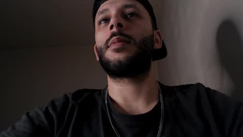 HenryAxe online show from April 2, 2026, 9:07 am