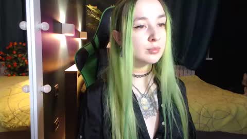 Hentaishiing online show from January 31, 2025, 6:14 pm