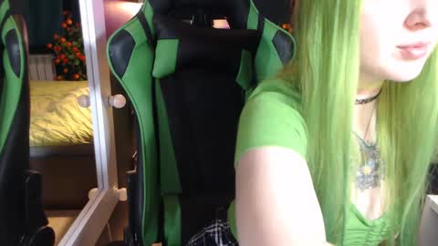 Hentaishiing online show from February 4, 2025, 5:12 pm