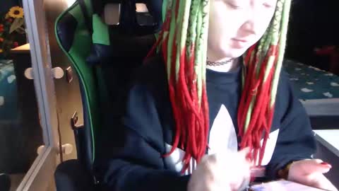 Hentaishiing online show from April 18, 2026, 6:23 pm