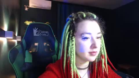 Hentaishiing online show from April 21, 2026, 6:44 pm