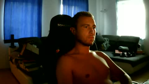 Snapshot of herbstenden chatting on July 3, 2026, 6:47 pm John Pearl online show from July 3, 2026, 6:47 pm
