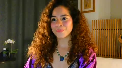 hercyqueen online show from August 8, 2026, 2:47 am