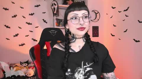  Marie  online show from October 8, 2025, 3:15 am