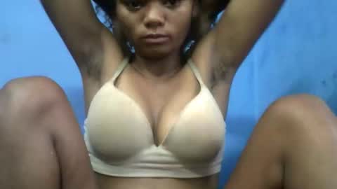 herisse01 online show from April 3, 2026, 5:05 am