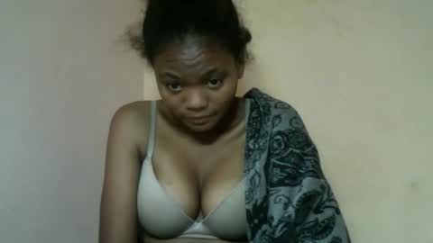 herisse01 online show from May 16, 2026, 12:40 am