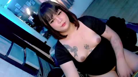 Snapshot of hermaphrodite199x chatting on May 9, 2026, 1:44 am hermaphrodite199x online show from May 9, 2026, 1:44 am