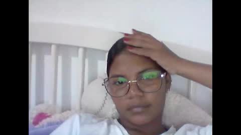 hermione_franco online show from April 8, 2026, 1:00 pm