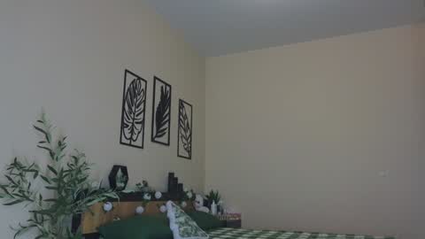 Maryana online show from February 3, 2025, 7:18 am