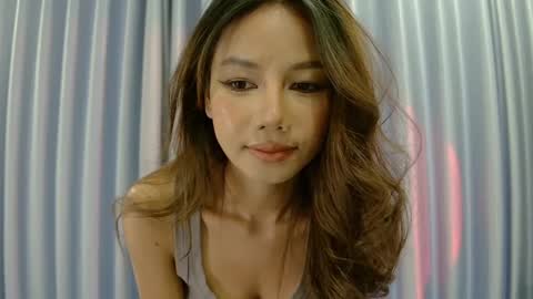 Snapshot of hersheys_aran chatting on May 2, 2026, 7:46 am Aran online show from May 2, 2026, 7:46 am