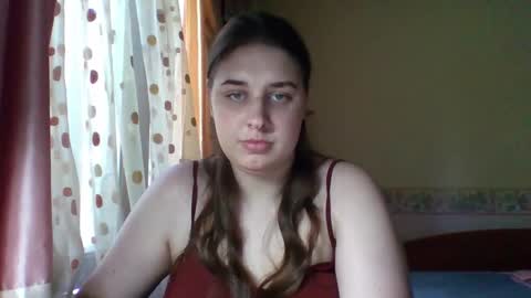 hess_luna_ online show from September 22, 2025, 9:11 am