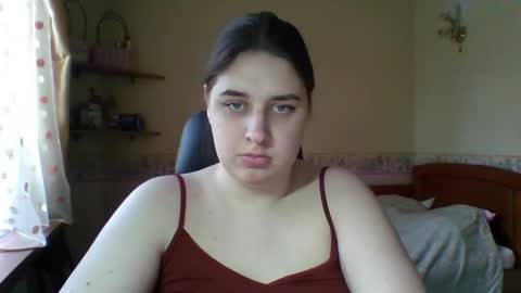 hess_luna_ online show from February 16, 2026, 10:00 am